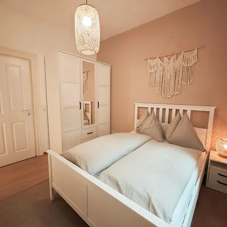 Cozy And Charming Near Centre With 2 Bathrooms Graz