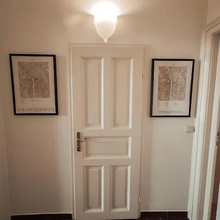 Cozy And Charming Near Centre With 2 Bathrooms Apartment